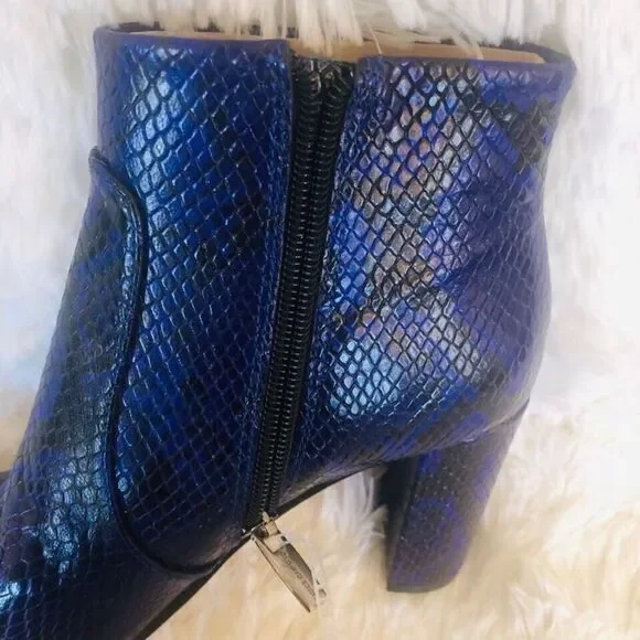 VINCE CAMUTO Blue Sanstan Ankle Boots/Booties Size: US 6 M /36.5 $149 - Picture 6 of 12